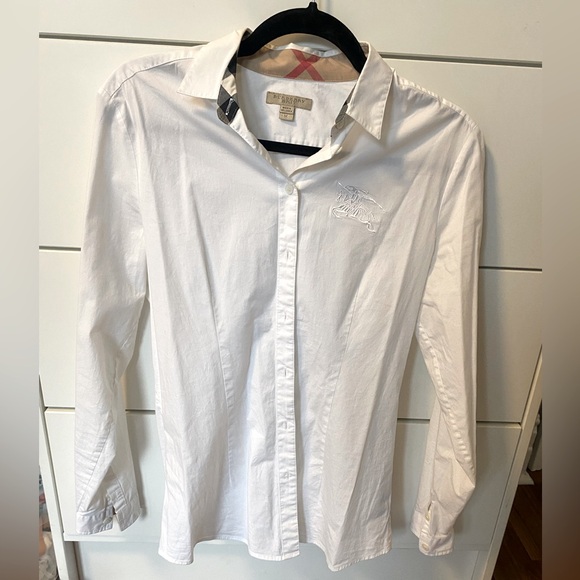 Burberry long sleeve women’s size M button down dress shirt - Picture 1 of 4